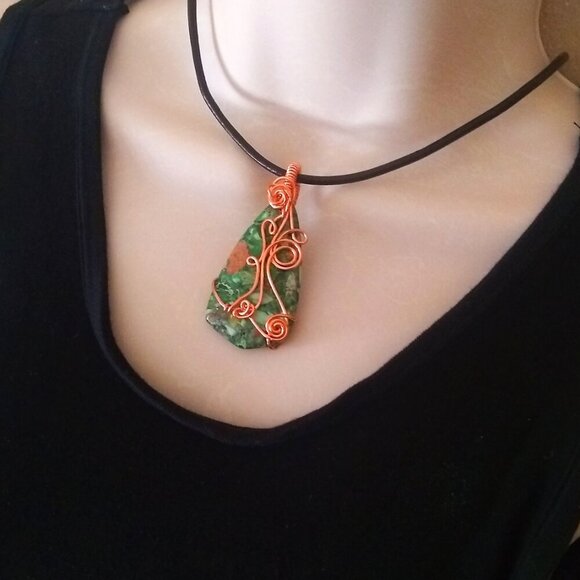 Chunky! Green Sea Sediment Jasper Pendant w. Leather Cord 20"! New Fall Jewelry! - Picture 2 of 12